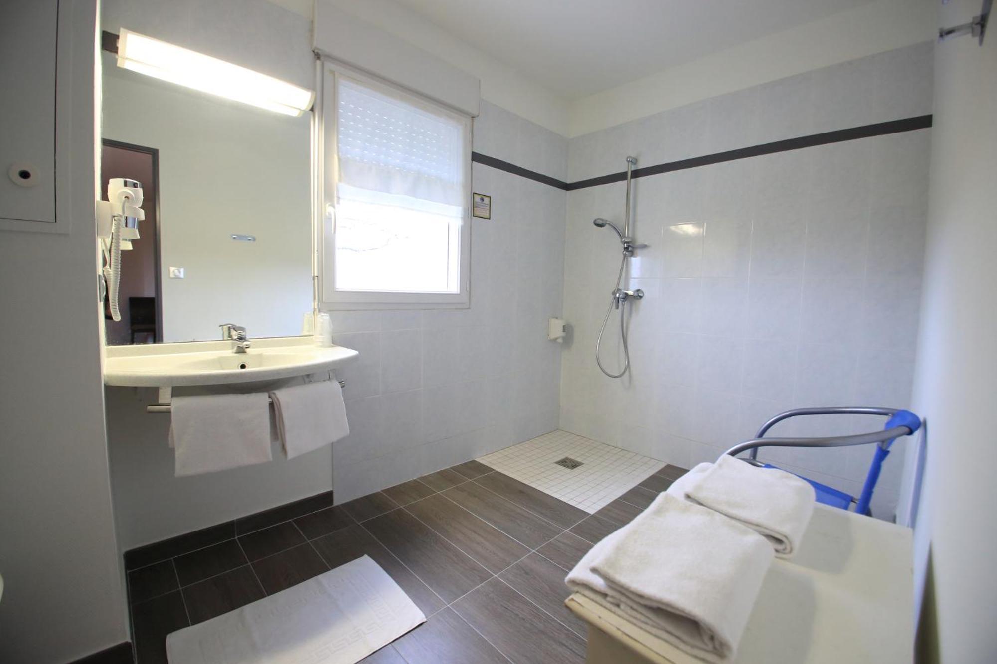 Hotel Kyriad Brive Ouest Exterior photo