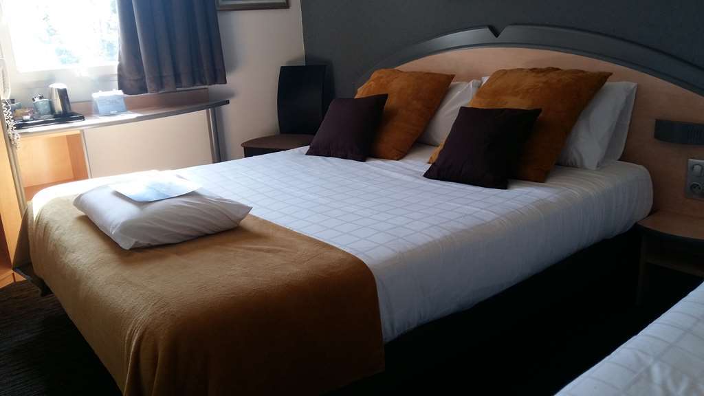 Hotel Kyriad Brive Ouest Room photo